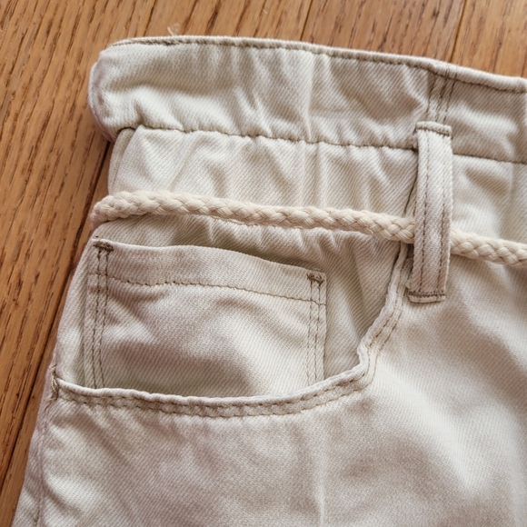 Kensie Cream Paperbag Wide Leg Crop Jeans - Picture 5 of 16